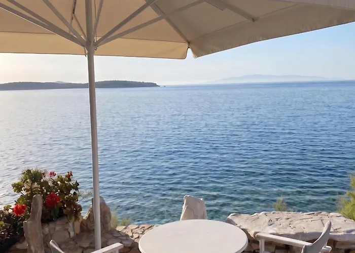 Νησιώτικο Ξενοδοχείο Δρυός φωτογραφία